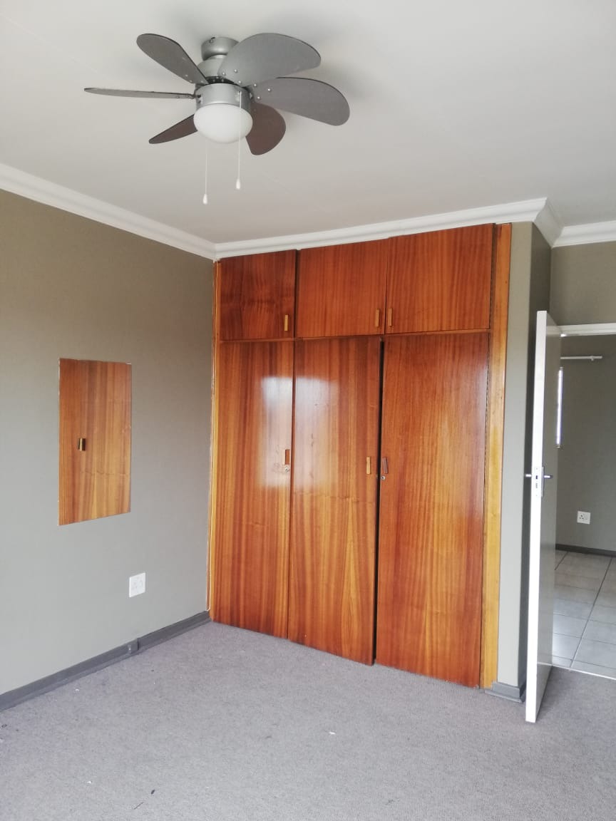 2 Bedroom Property for Sale in Baillie Park North West
